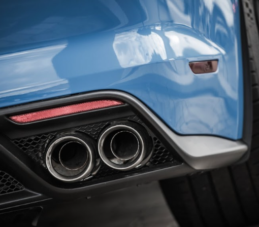 Perché investire in uno scarico ad alte prestazioni può cambiare l'esperienza di guida della tua auto
