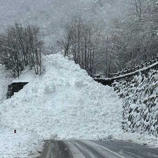 La valanga sulla strada per Gressoney