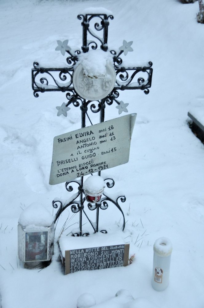 Buone feste ricordando Elvira e i bambini di Graiana