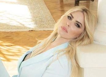 Loredana Lecciso: &quot;Io aggredita sul bus a Milano per una catenina&quot;