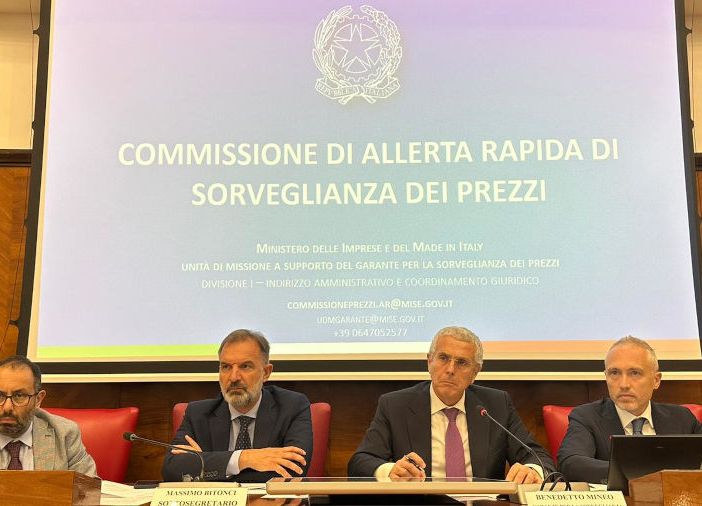Benzina: la Commissione di allerta rapida illustra gli effetti dei provvedimenti adottati