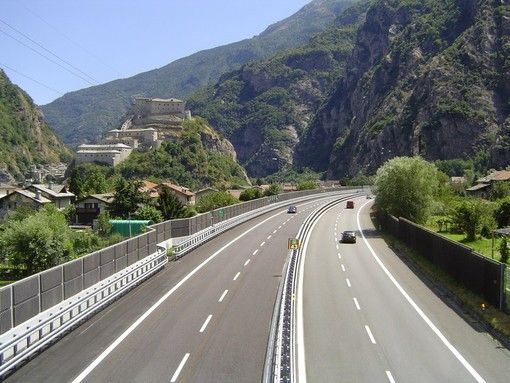 Accordo tra ANAS e SAV per gratuità A5 nel tratto Verrès -Châtillon/Saint-Vincent: obiettivo è minimizzare disagi