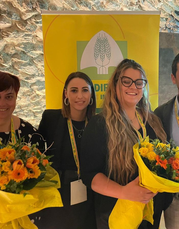 Da sn: Sabrina Campese, Eleonora Pomat, Sara Manganone ed il presidente Coldiretti VdA Alessio Nicoletta