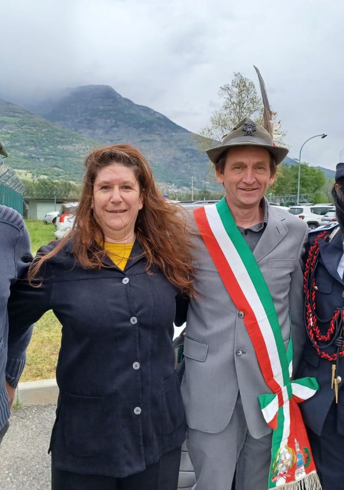 Da sn: Umberto Viérin, consigliere, Sandra Cortivo, assessora all'istruzione, cultura e politiche sociali, Jean Pierre Celesia, vicesindaco, e Erika Gallizioli, responsabile della polizia municipale
