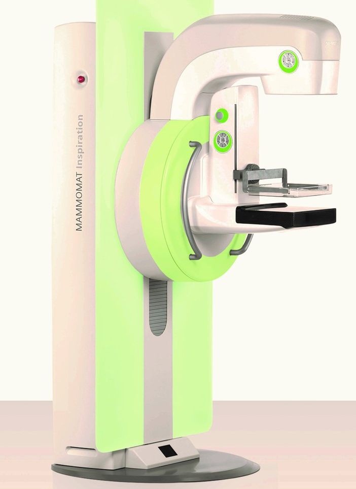 Il nuovo mammografo tecnologico in servizio all'Irv di Aosta