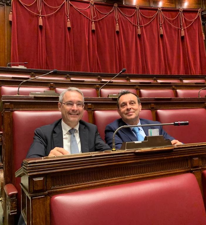 Gli onorevolu Dieter Steger (sn) e Franco Manes
