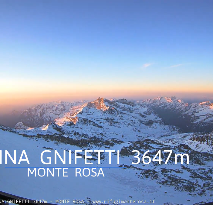 Capanna Gnifetti, sopra le nuvole - VIDEO