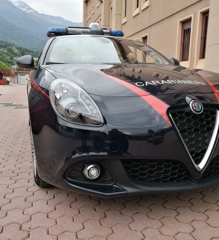 Nelle immagini della videosorveglianza forse la verità sulla morte del 50enne nella rissa a Charvensod