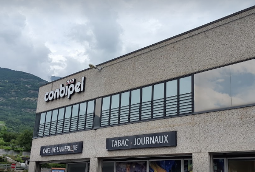 Conbipel in crisi: vendita dei negozi e tagli al personale, cresce l’incertezza tra i lavoratori