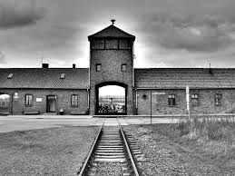 GIORNATA DELLA MEMORIA: Non esistono campi di concentramento polacchi