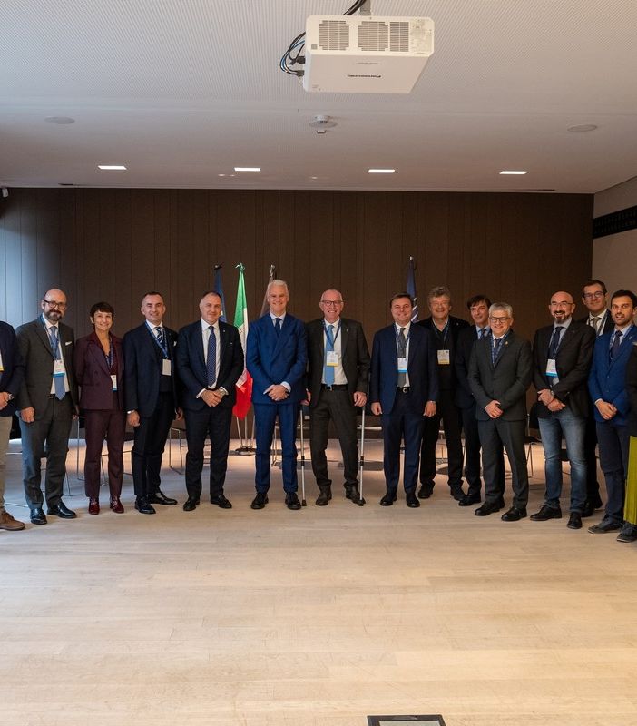 L'Assemblea di Confindustria VdA lancia un patto per il Ffuturo dei giovani e delle imprese