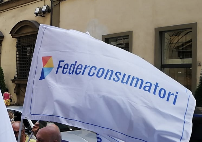 Fatturazione a 28 giorni: l’Antitrust rimodula le sanzioni alle compagnie telefoniche