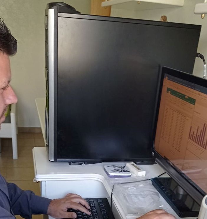Luca Fusaro, con i suoi grafici rende chiara la situazione del covid in Valle
