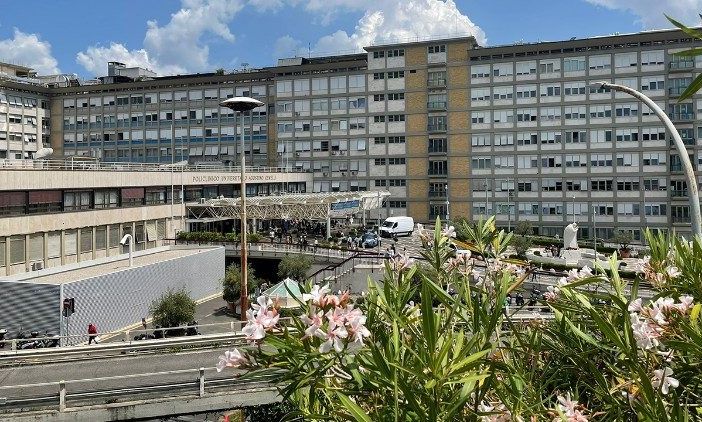 Il Papa al Gemelli per una infezione respiratoria