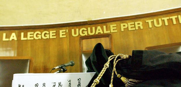 ARMI: Pistola e silenziatore nel club privé, assolto l’ingegnere di Cervinia Domenico Pola