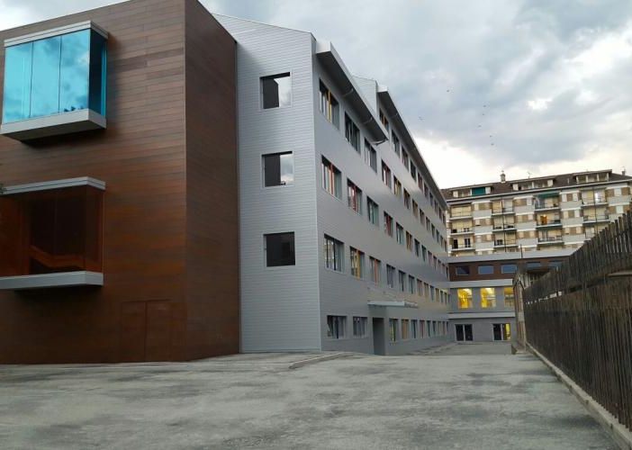 Bulli con spray urticante in una scuola di Aosta: studenti al pronto soccorso, scatta l'sllarme