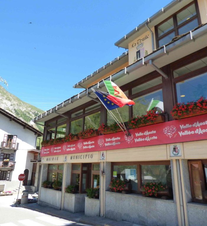 Tentata estorsione e furto a La Thuile