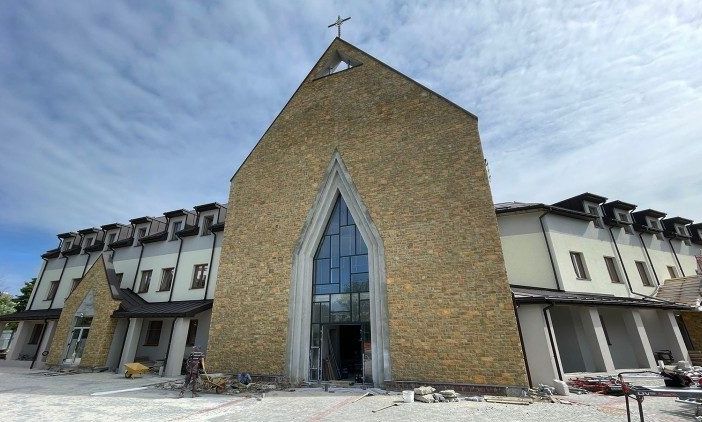 Leopoli, la Casa che accoglierà le mamme con bambini e una grande mensa per i poveri
