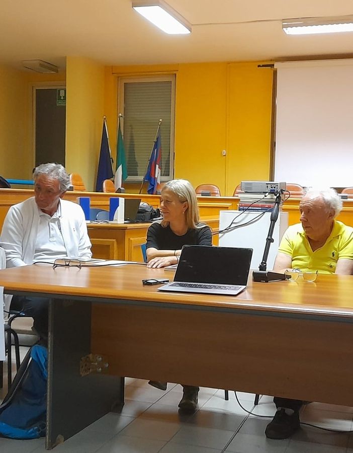 da sinistra Marina Portigliatti, Gianni Zurlo, Dr. Rossella Morra e i 2 autori, Lodovico Marchisio e Roberta Maffiodo