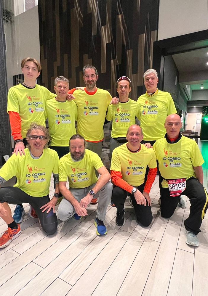 I gruppo di Alicisti alla Maratona di NY per testimoniare l'impegno di AliCei nella lotta contro l'ictus cerebrale e nella promozione della sensibilizzazione e della prevenzione