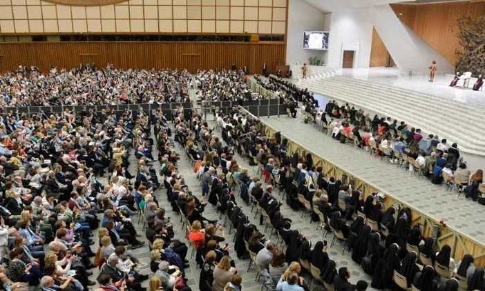 L'udienza alla Famiglia Vocazionista - Vatican Media
