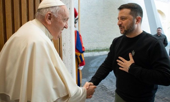 Il Papa e Zelensky, 40 minuti di colloquio: urgenti &quot;gesti di umanità&quot; per gli innocenti