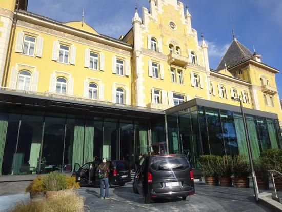 Riapre il Park Hotel Billia a St-Vincent ed è già quasi 'completo'