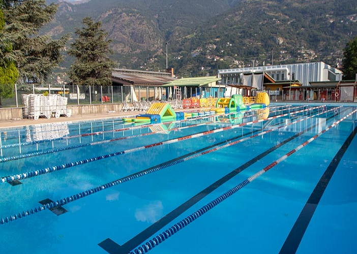 Aosta: Piscina scoperta comunale aperta al pubblico