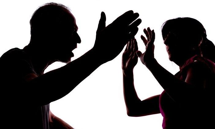 Il Papa: la violenza sulle donne atto di vigliaccheria e degrado per tutta l'umanità