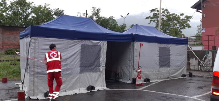 L'allestimento del punto vaccinazioni all'interno della Cas L'allestimento del punto vaccinazioni all'interno della Cas