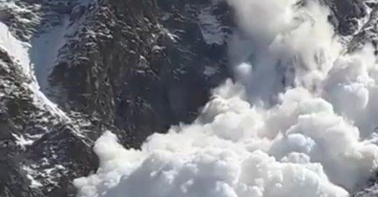 Il pericolo valanghe è concreto, chiuse le strade più a rischio