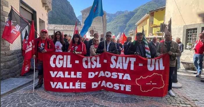 Salario minimo al Comune di Aosta, un segnale politico che rompe l’inerzia Salario minimo al Comune di Aosta, un segnale politico che rompe l’inerzia