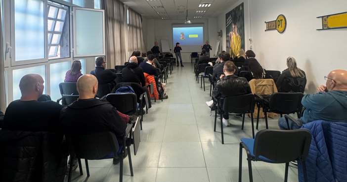 Postini valdostani a scuola di guida sicura