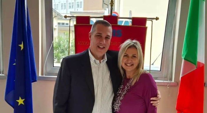 Il Presidente nazionale Avis Oscar Bianchi con Ingrid Bredy Il Presidente nazionale Avis Oscar Bianchi con Ingrid Bredy