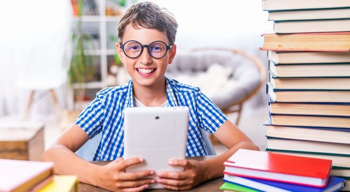 Bonus libri scuola 2024/2025: quali sono i requisiti e come richiederlo Bonus libri scuola 2024/2025: quali sono i requisiti e come richiederlo