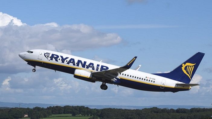 Ryanair: nuove assunzioni di Assistenti di volo nel 2019 Ryanair: nuove assunzioni di Assistenti di volo nel 2019