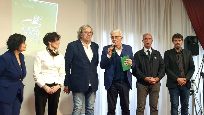 Moncalieri (TO): tutto esaurito alla Famija Moncalereisa per la presentazione della Guida dei Ristoranti della Tavolozza 2024 Moncalieri (TO): tutto esaurito alla Famija Moncalereisa per la presentazione della Guida dei Ristoranti della Tavolozza 2024