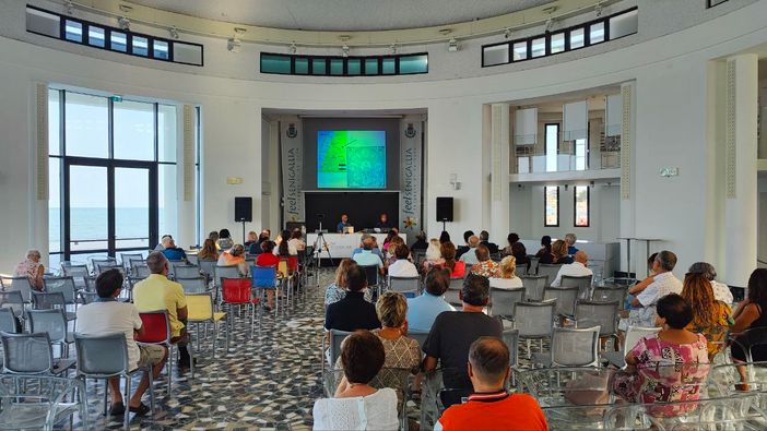 Il Festival Epicureo porta in spiaggia la filosofia della felicità