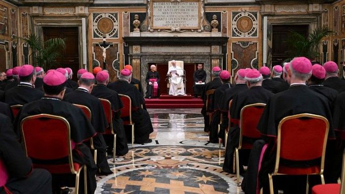 Il Papa ai nunzi: siate capaci di costruire relazioni, sempre dalla parte degli ultimi