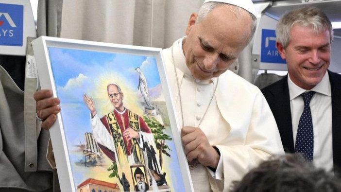 Il Papa saluta il Libano: cessino attacchi e ostilità, scegliamo il dialogo e la pace Il Papa saluta il Libano: cessino attacchi e ostilità, scegliamo il dialogo e la pace