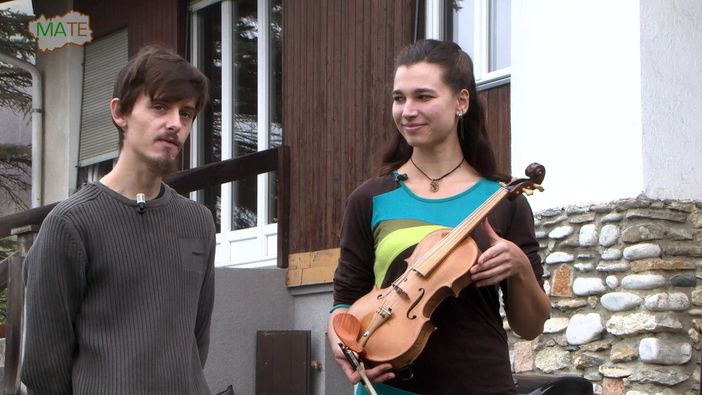 Il liutaio valdostano che realizza violini nel Vallese