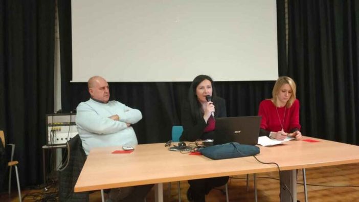 PAS DE RUPTURE DANS L’UNION… EN FAIT, LE CONTRAIRE!