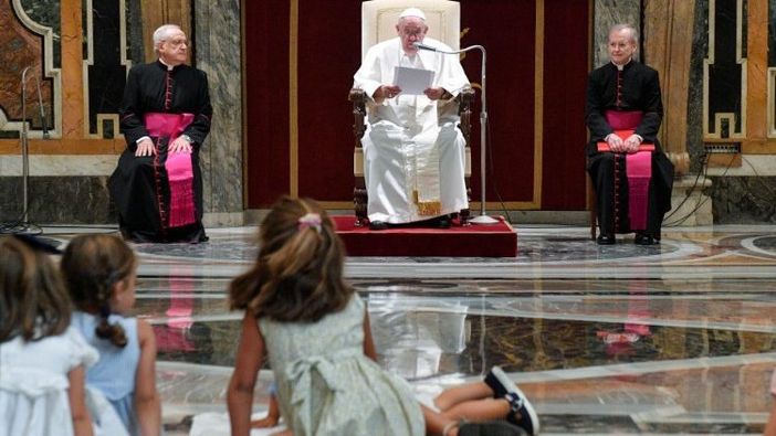 PAPA: Laudato si’ non è solo un’enciclica “verde”, è un’enciclica “sociale”