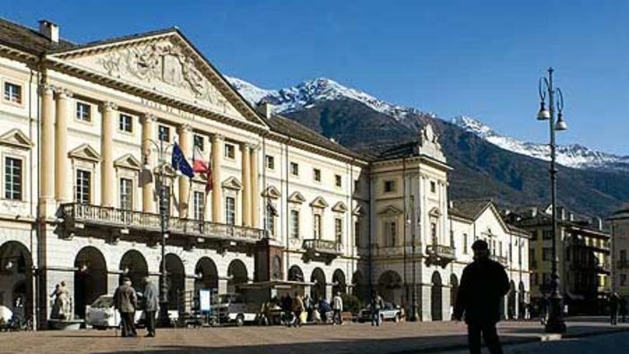 Ecco con chi dovrà competere Aosta per diventare “Capitale italiana della cultura” per l’anno 2025 Ecco con chi dovrà competere Aosta per diventare “Capitale italiana della cultura” per l’anno 2025
