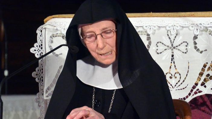 MADRE CANOPI NON C’E’ PIU’ MADRE CANOPI NON C’E’ PIU’