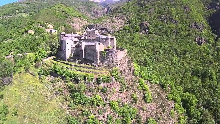 L'anziano potrebbe essere scomparso nella zona del castello di Quart