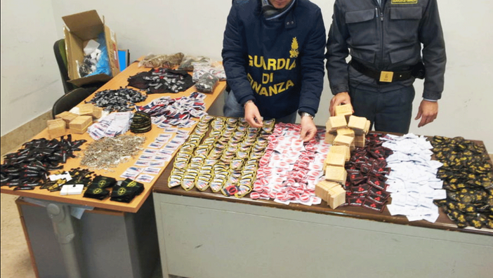 Il mercato mondiale della contraffazione vale 460 miliardi di euro Il mercato mondiale della contraffazione vale 460 miliardi di euro