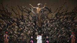 Francesco: la guerra è un inganno, la fraternità costruisce la pace