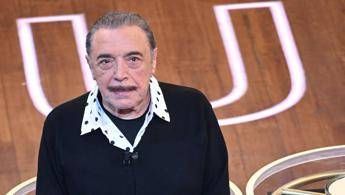 Sanremo, Nino Frassica ospite della finale per lanciare 'Sanremo Top' Sanremo, Nino Frassica ospite della finale per lanciare 'Sanremo Top'