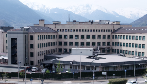 Re-nternalizzati il reparto "Polmone 1" e il Pronto Soccorso ortopedico al Parini di Aosta Re-nternalizzati il reparto "Polmone 1" e il Pronto Soccorso ortopedico al Parini di Aosta